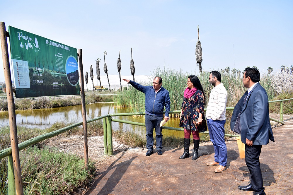 Terra Nuova firma convenio con PROHVILLA a favor de la conservación de los Pantanos de Villa en Lima