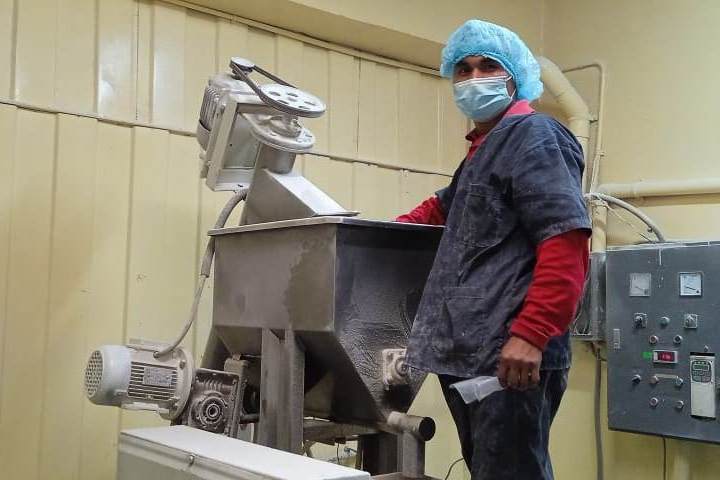 “Cuando todos estaban festejando el bicentenario, yo me estaba entrenando en el procesamiento de los productos agroecológicos”. Testimonio de Ismael Panquiez de Río Santiago, región Amazonas, en su visita a la región Junín